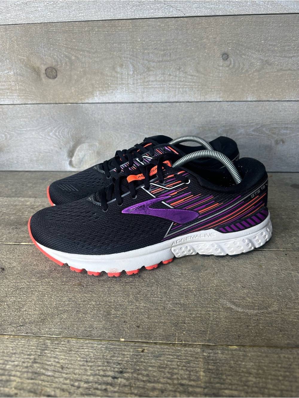 Brooks Adrenaline GTS 19 Women's Size 11.5 B Sneakers Running 1202841B080 Shoes